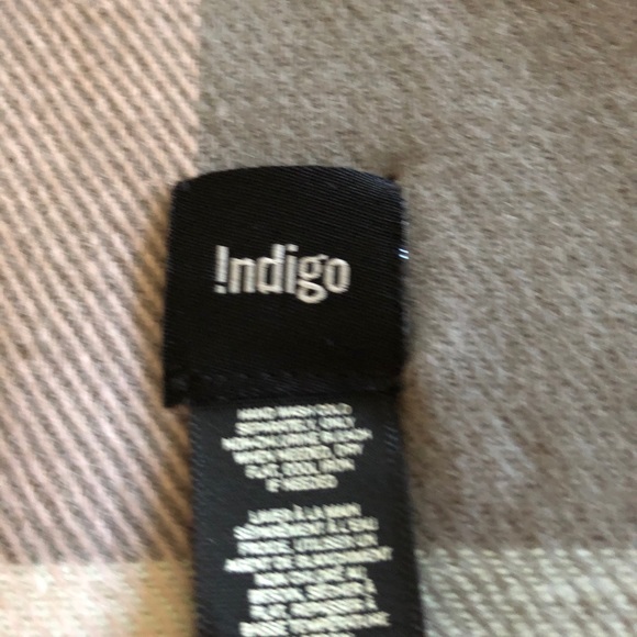 Soft plaid scarf - Picture 4 of 4